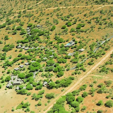 Severin Safari Camp Tsavo West National Park エクステリア 写真